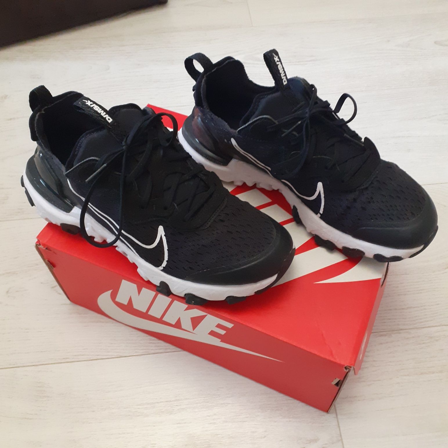 Nike React Vision 38.5 rozmiar