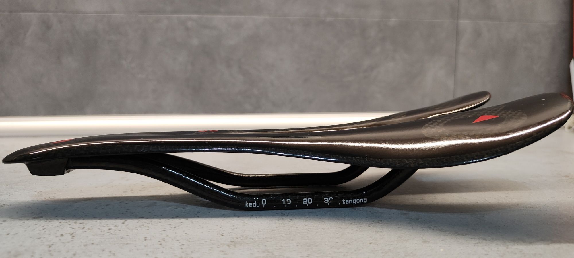 Siodełko rowerowe prologo carbon