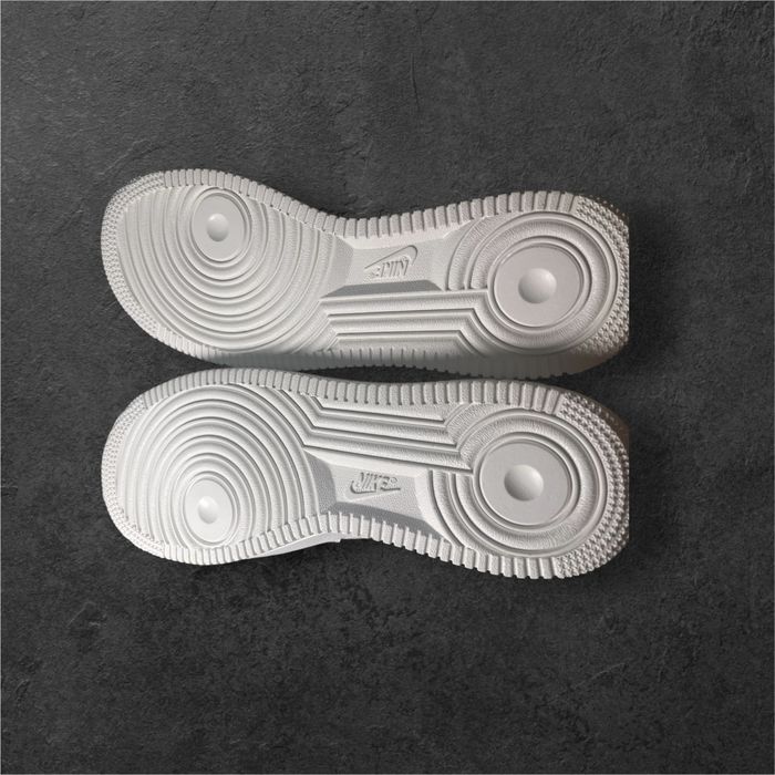 Air forces Triple white