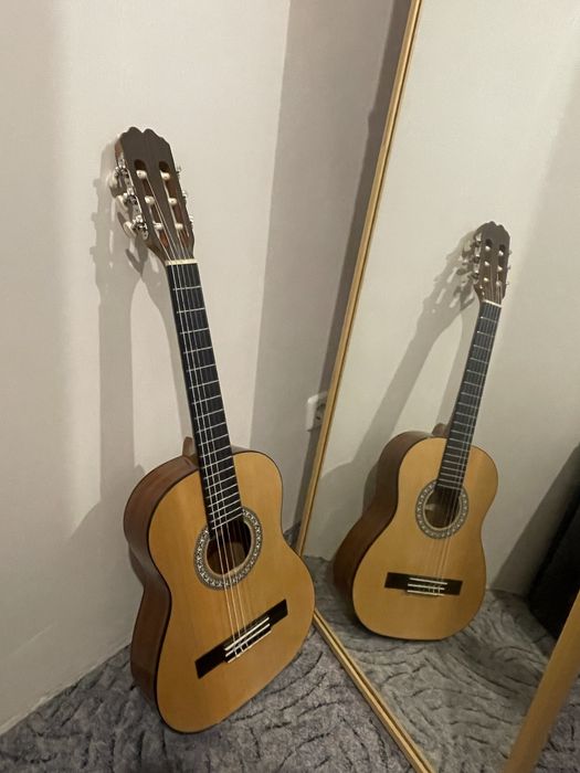 Класична гітара ADMIRA Alba 1/2