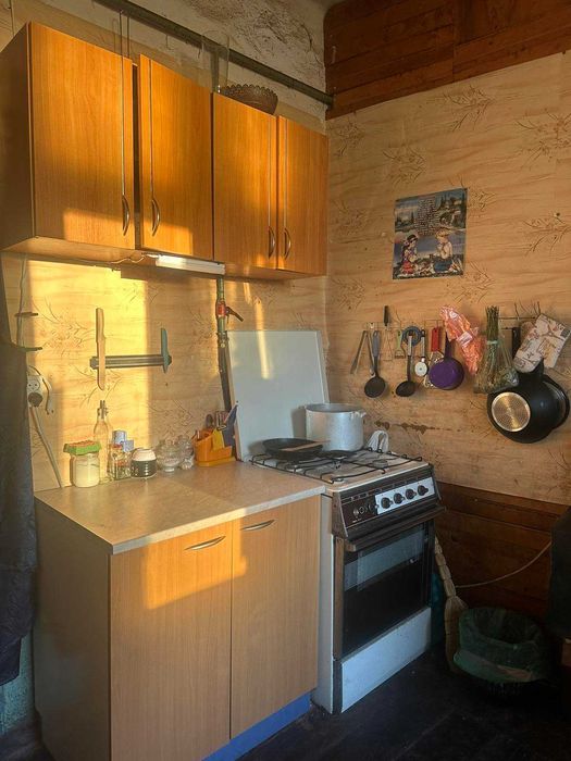 Продам кімнату в комуні поруч з парком