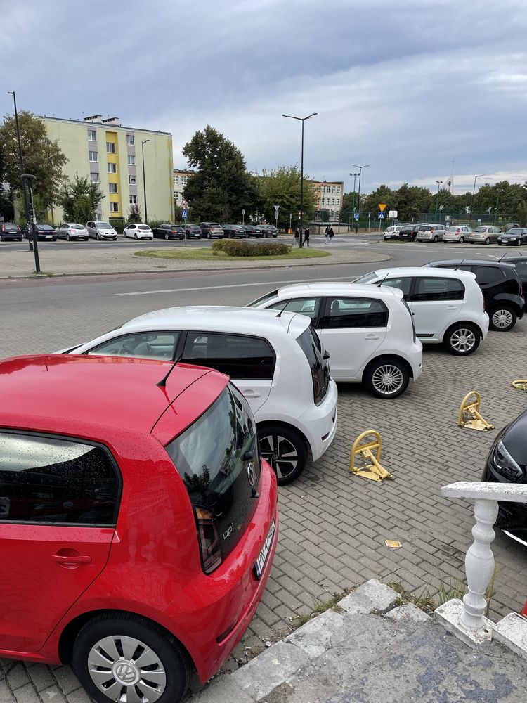 Wynajem VW UP / Wypożyczalnia Samochodów CARFAR Konin