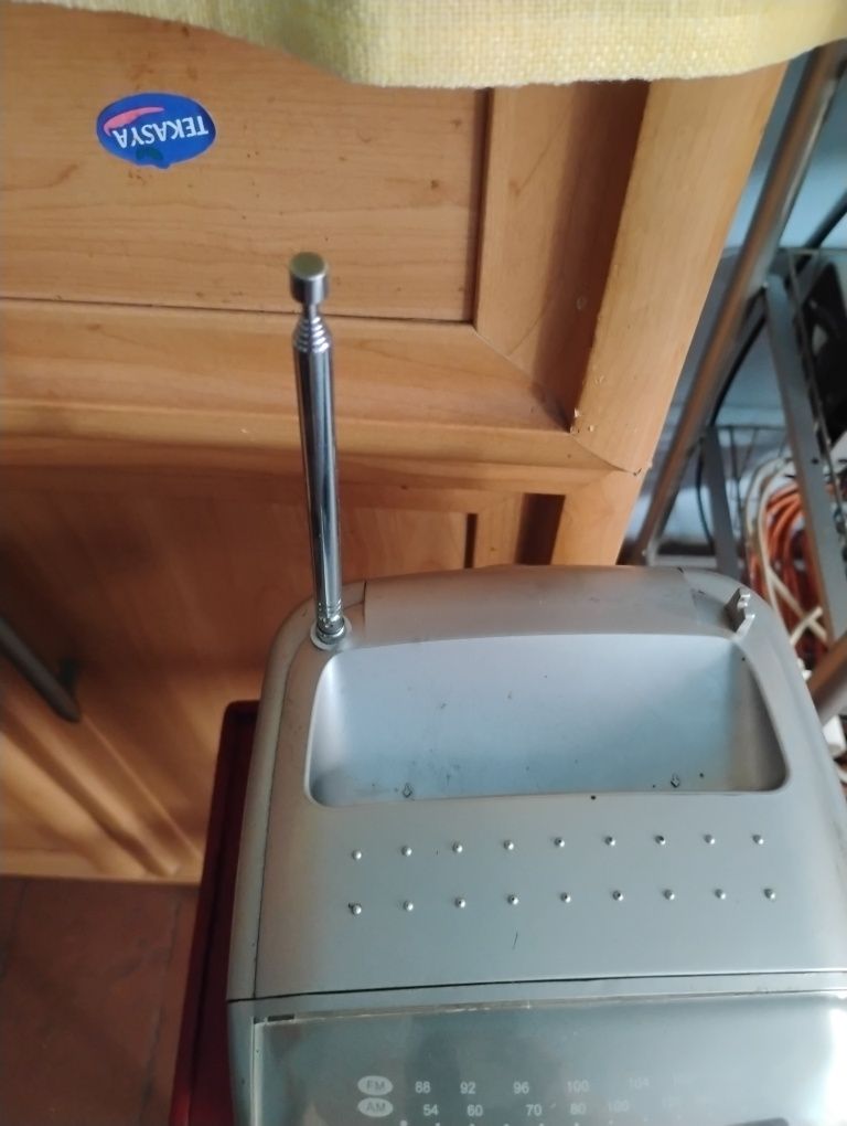 Zabytkowe radio z telewizorem