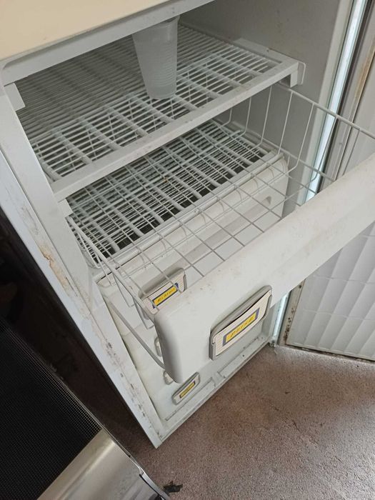 Arca congeladora vertical de gavetas