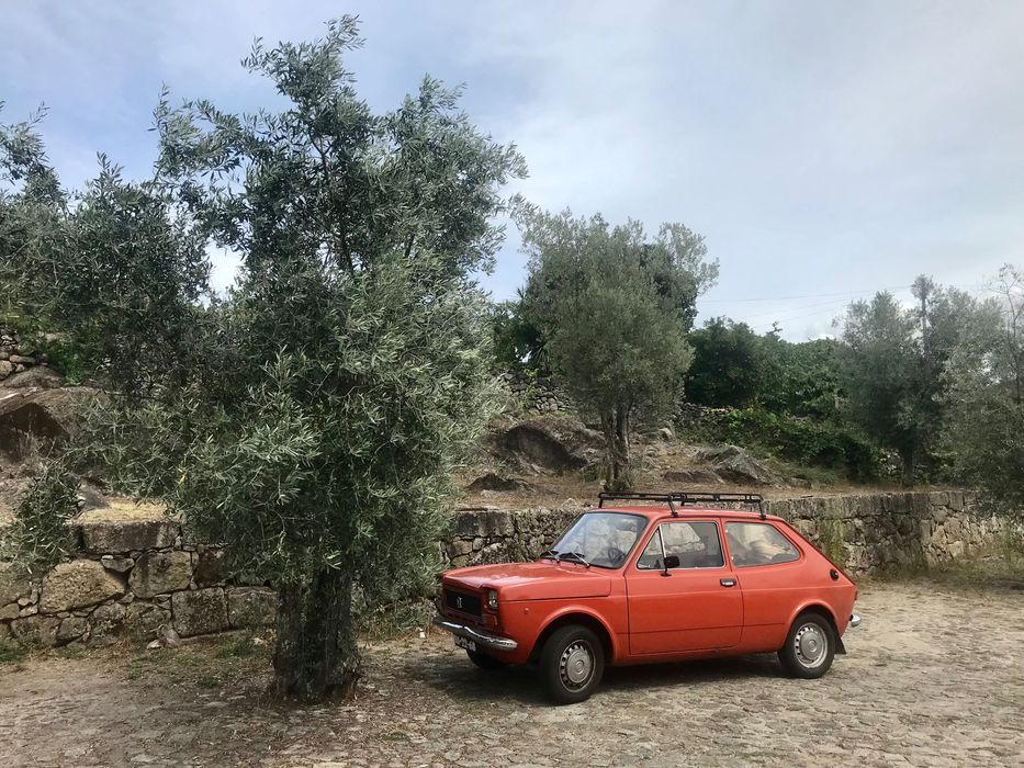 Classico 1974 Fiat 127 para restauro