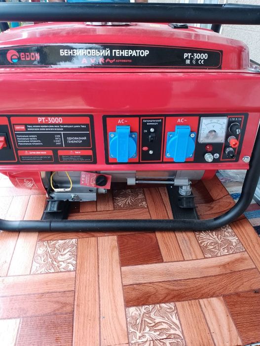 Продаётся бензиновый генератор, новый!