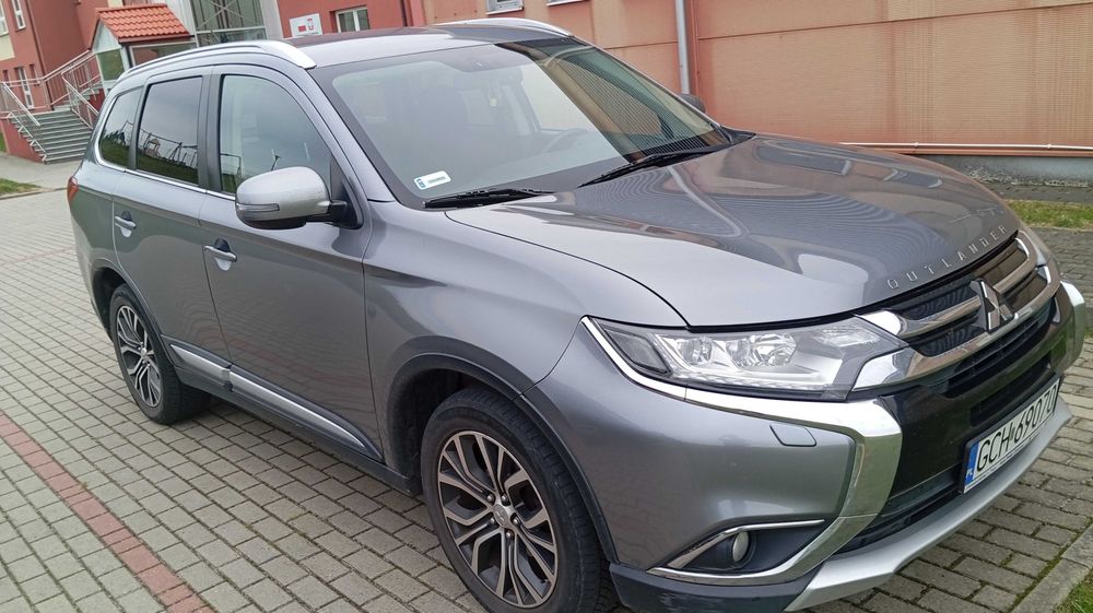 Mitsubishi Outlander 2016