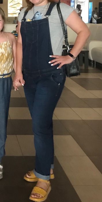 Джинсовый комбинезон