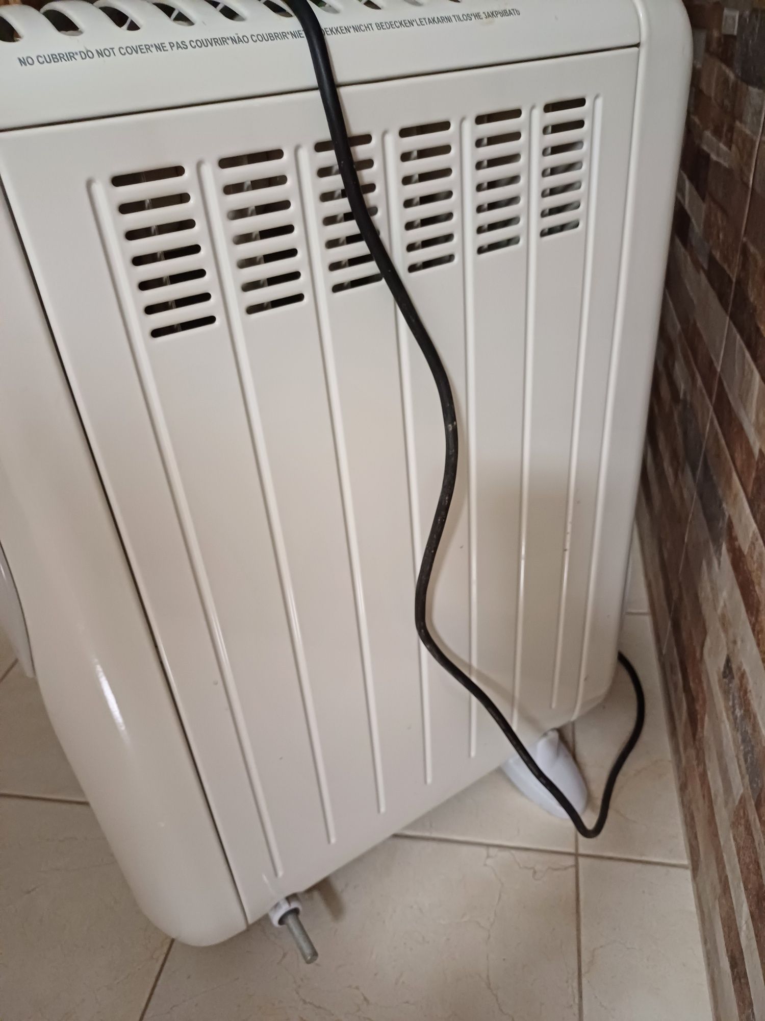 Vende-se aquecedor a óleo UFESA