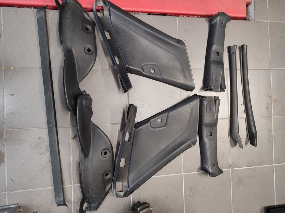 Czarne słupki VW golf MK2 II 3d GTI rarytas unikat vr6 r32 votex bbs