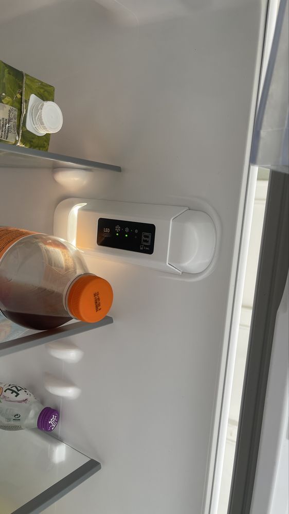 Frigorífico Combinado HOTPOINT-ARISTON 338L