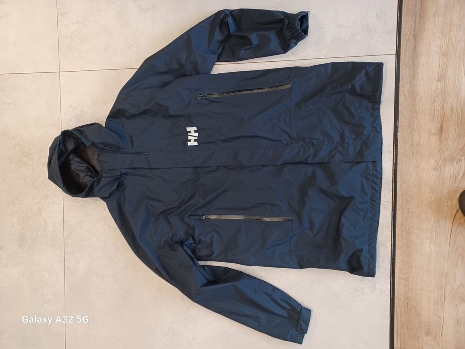 Kurtka Helly Hansen.