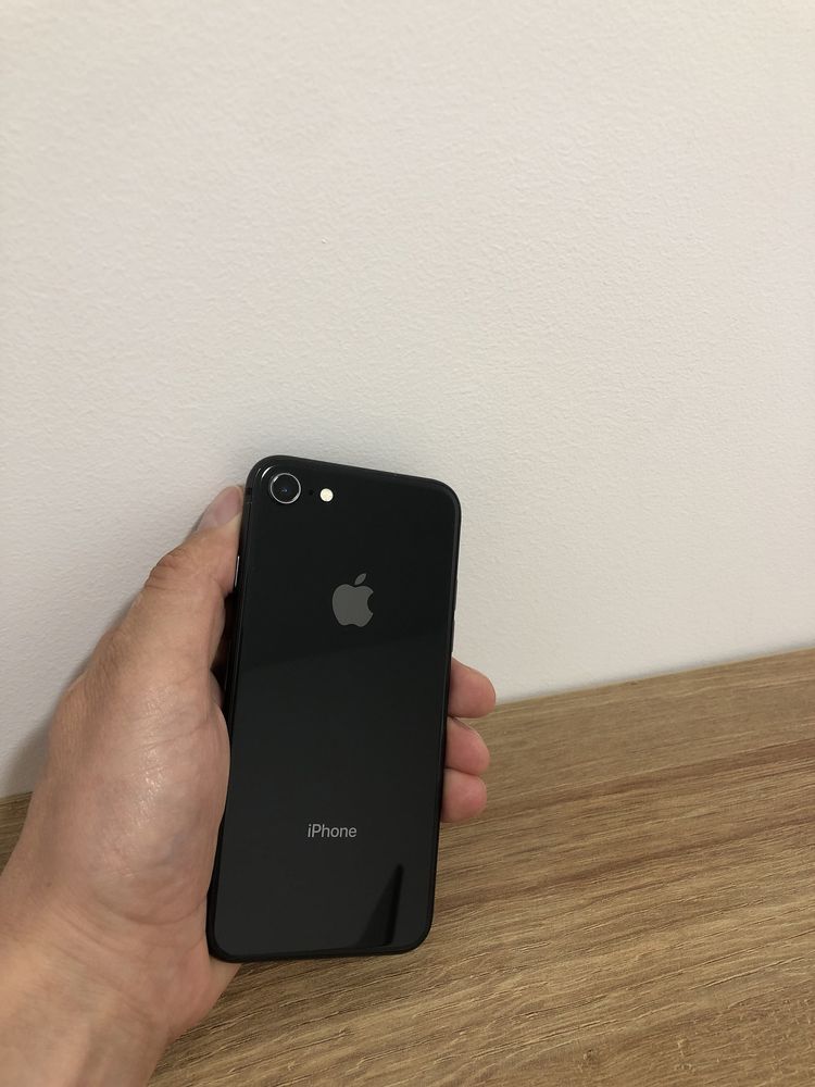 iPhone 8, 64gb  Neverlock