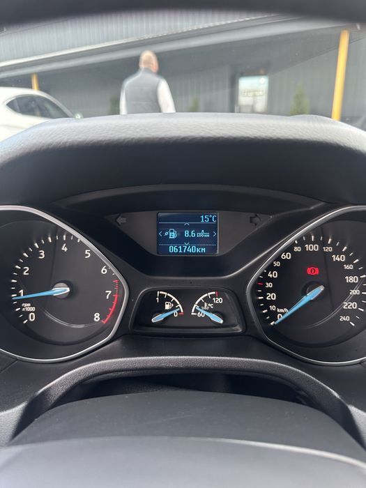 Ford Focus 2017 3(FL) 1.6 бензин 105 к.с. MT
