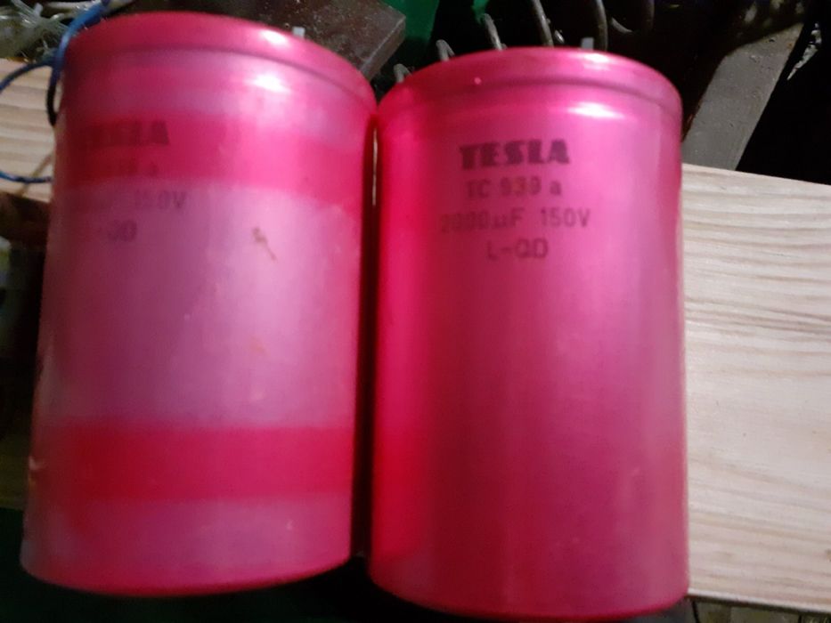 Конденсатор електролітичний