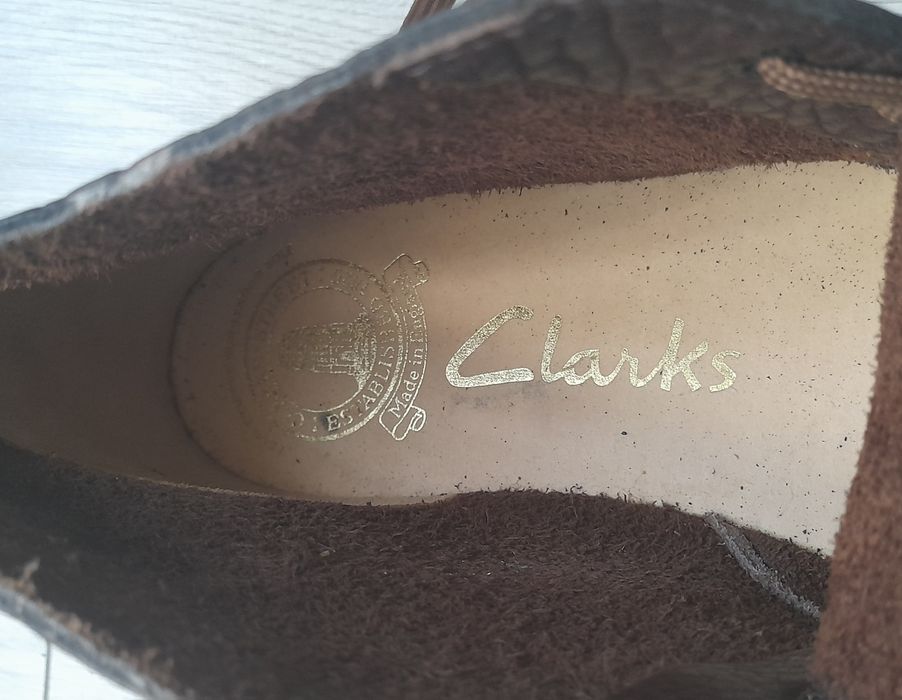 Чоловіче взуття.