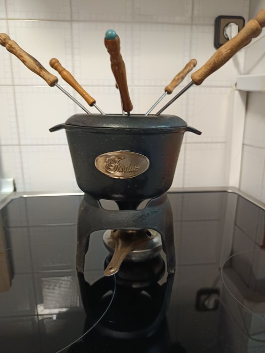 Fondue em ferro fundido