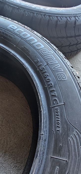 Opony Dunlop 215/60R 17C letnie