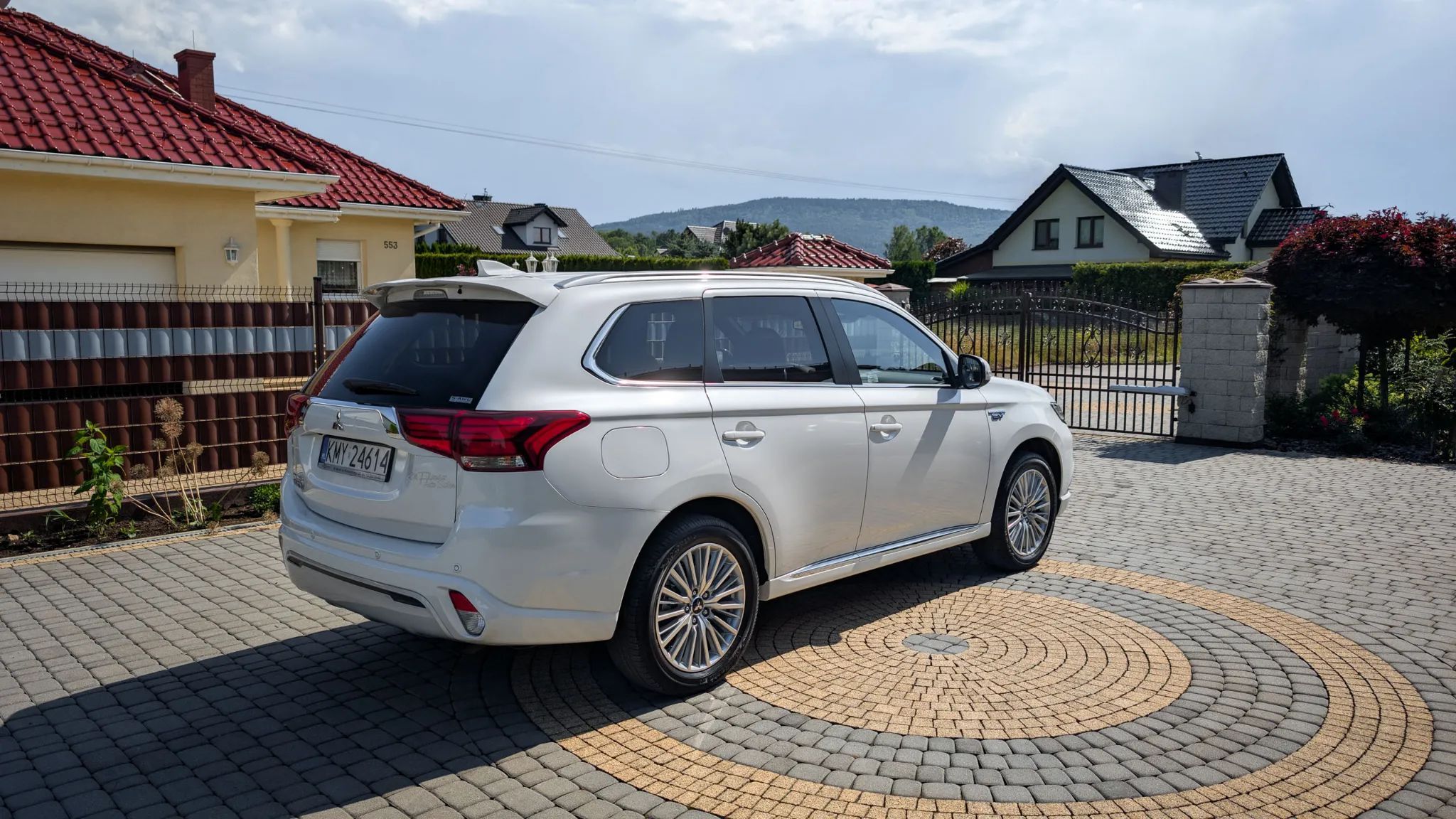 Mitsubishi Outlander Mitsubishi Outlander 2.4 AWD PLUG-IN Salon PL, Pierwszy Właściciel