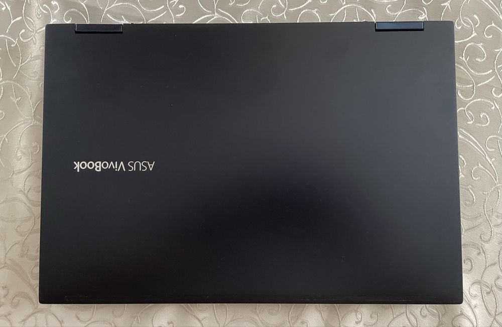 Asus VivoBook Flip 14