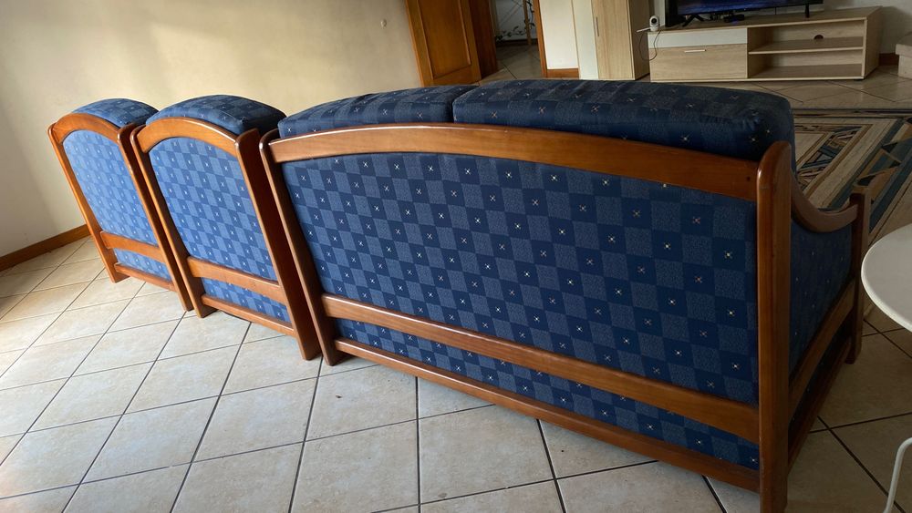 Sofa cama com duas poltronas