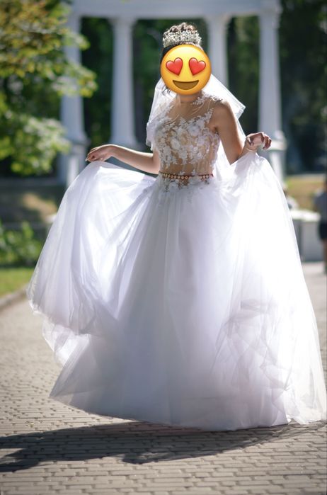 Продам свадебное платье состояние нового