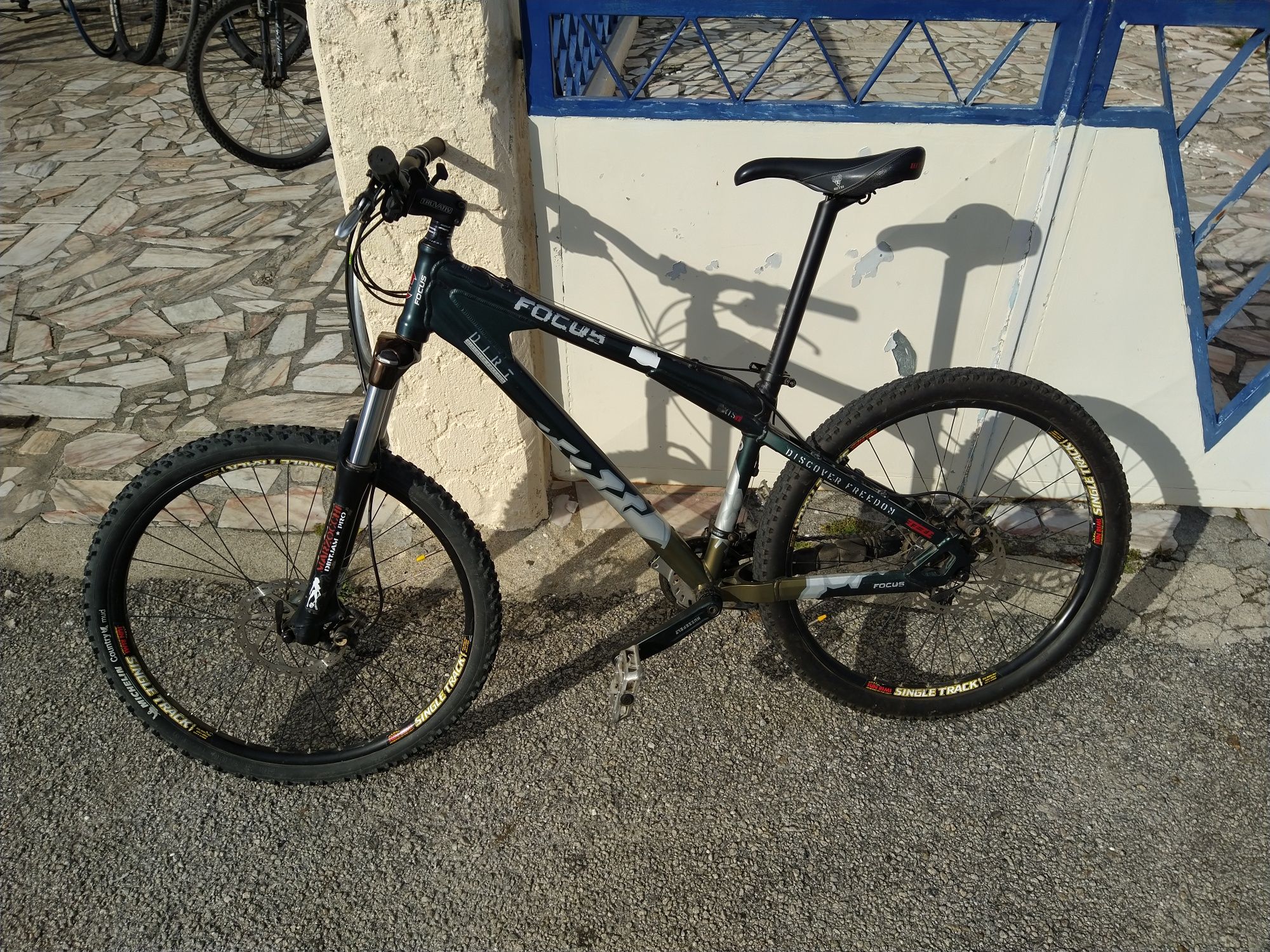 Bicicleta FOCUS Exist Dirt 26" M