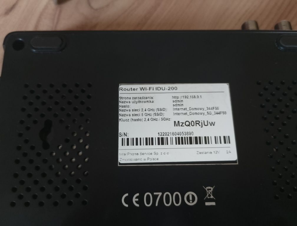 Rutera, antena zestaw do odbioru internetu z karty SIM.