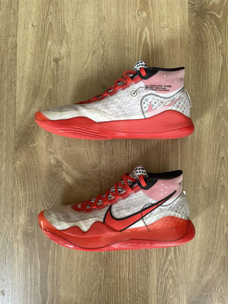 Nike Zoom KD 12 QS, Kevin Durant, YouTube edition. US10 EU44