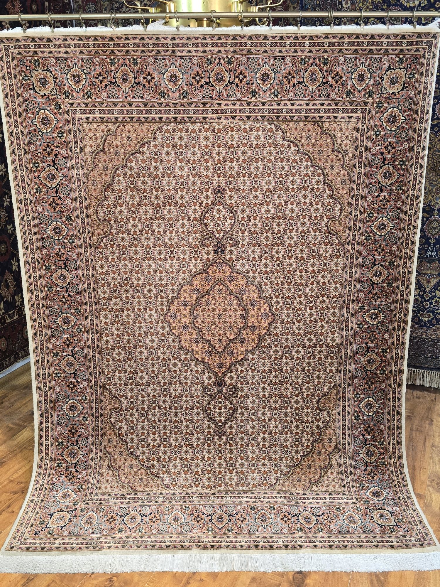 Tabriz Mahi Persja 210x155 Wełna kork z jedwabiem dywan od Persopolis