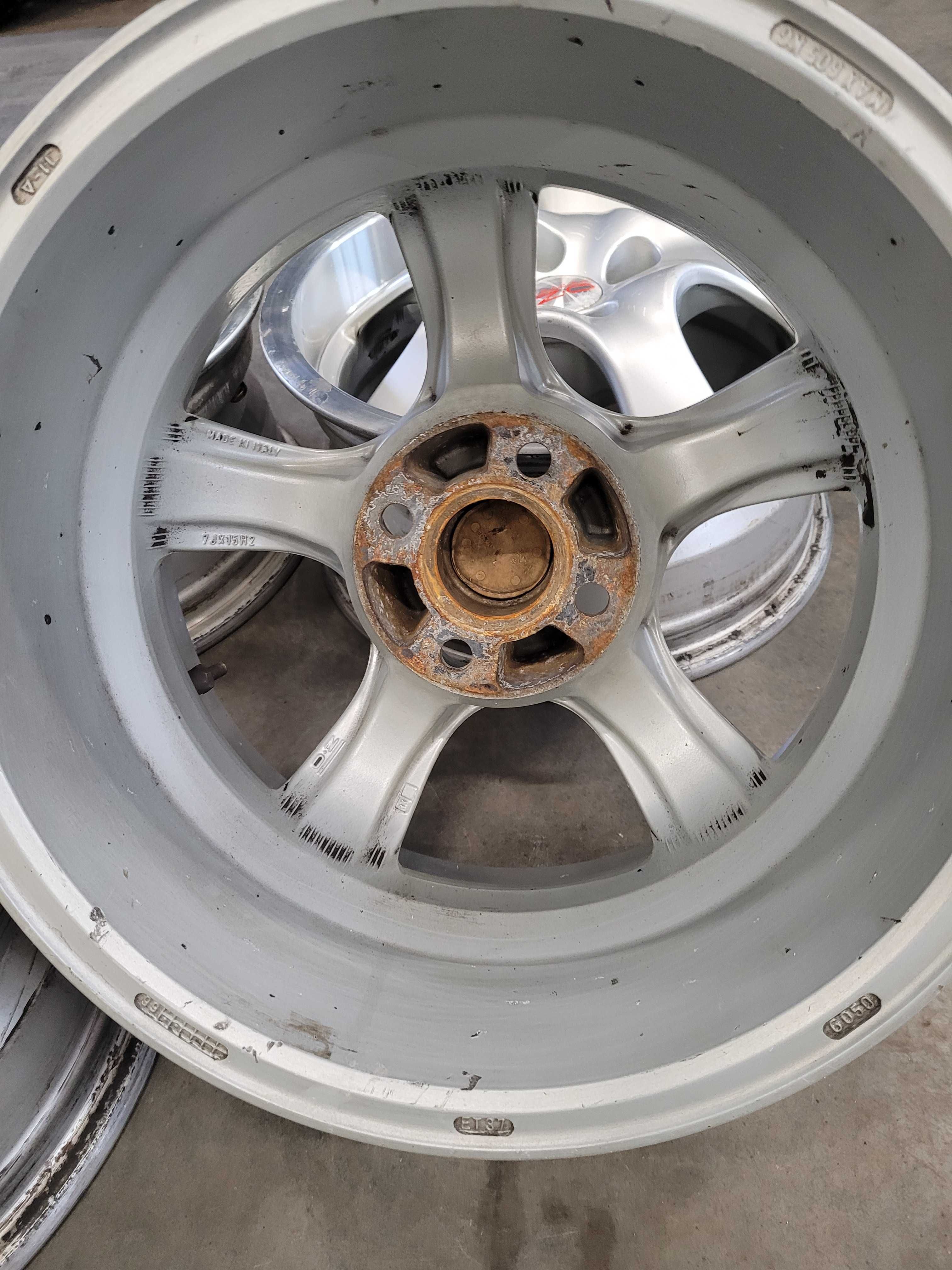 felgi aluminiowe r 15 oz 4 x 100