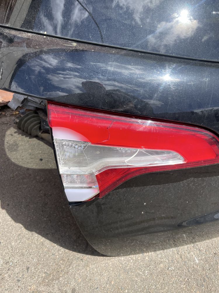 Кришка бажника kia sorento 13-15