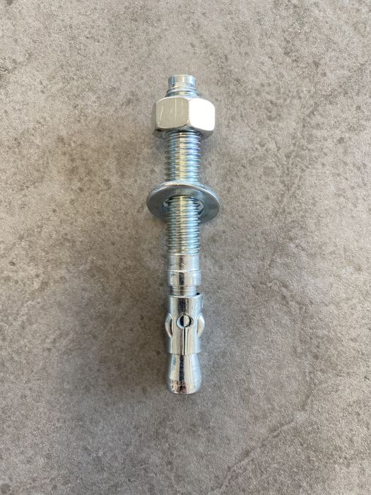 Анкер клиновой 12х100 мм