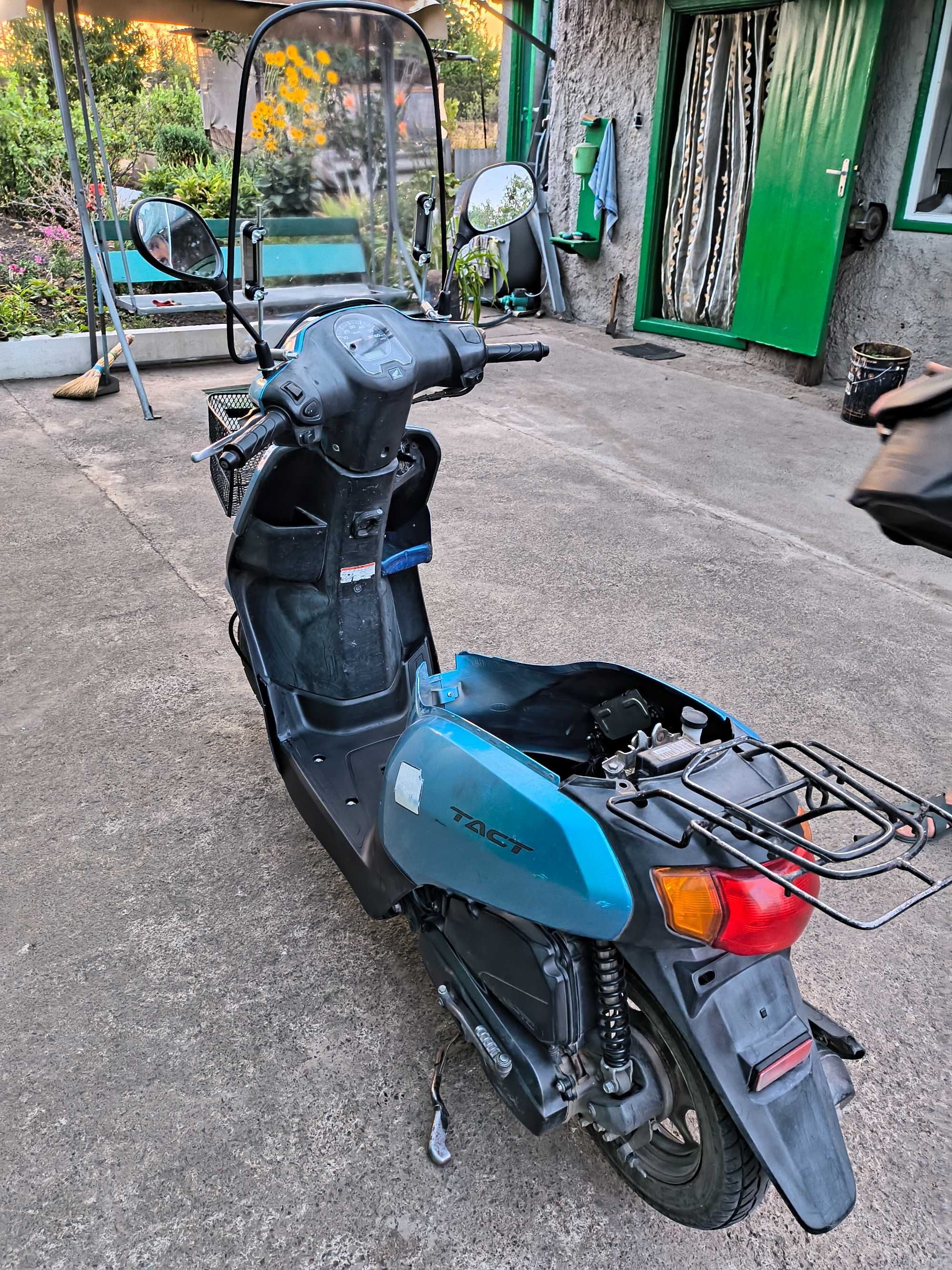 Honda Tact Af 75 2015