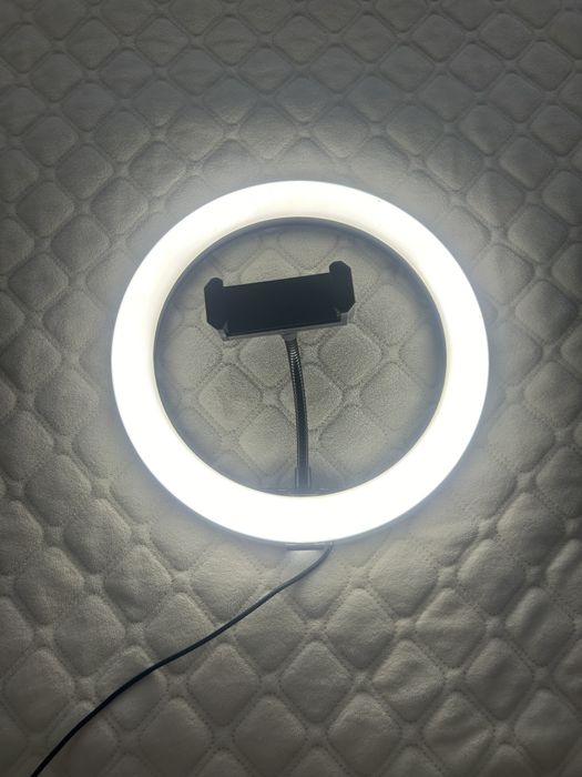 Кільцева лампа, з держачем для телефона