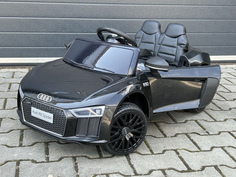 Auto na akumulator AUDI R8 Spyder USB,SKÓRA,EVA czarne