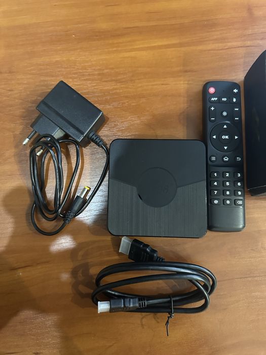 Смарт ТВ приставка X98 Plus 4/32 Гб Smart TV Box Android 11