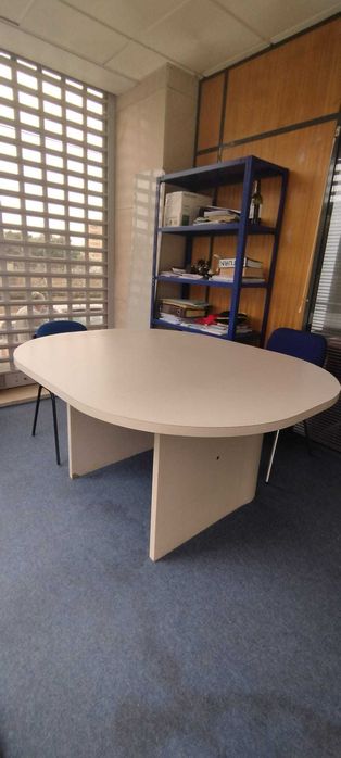 Mesa de Reuniões / Meeting Table