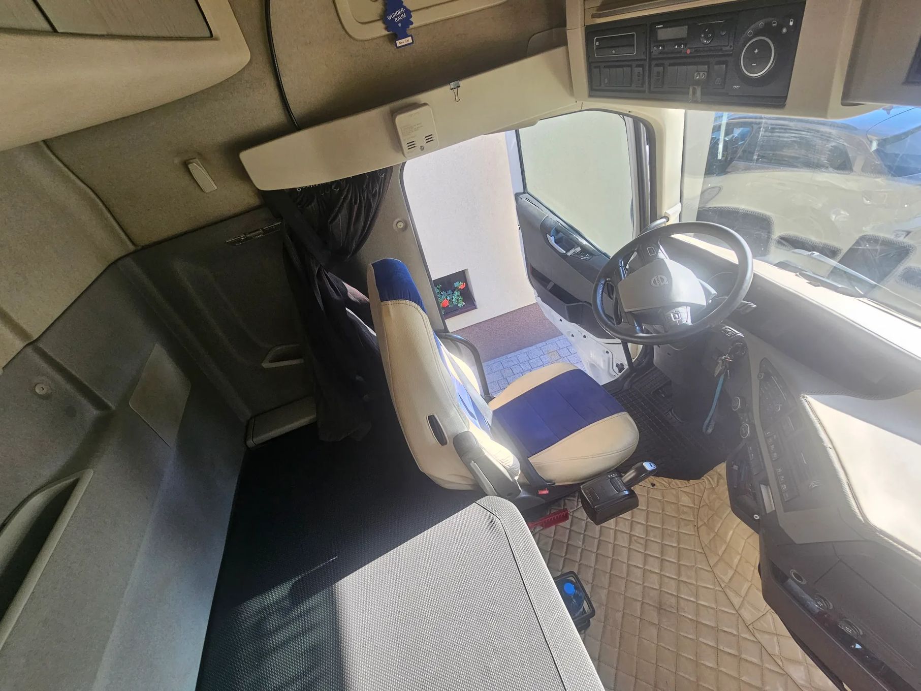 Volvo FH4  Volvo FH4 Mega