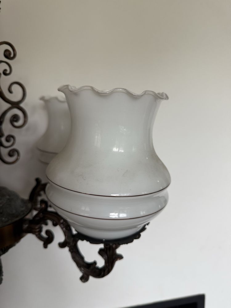 Lampa wisząca w starym stylu PRL