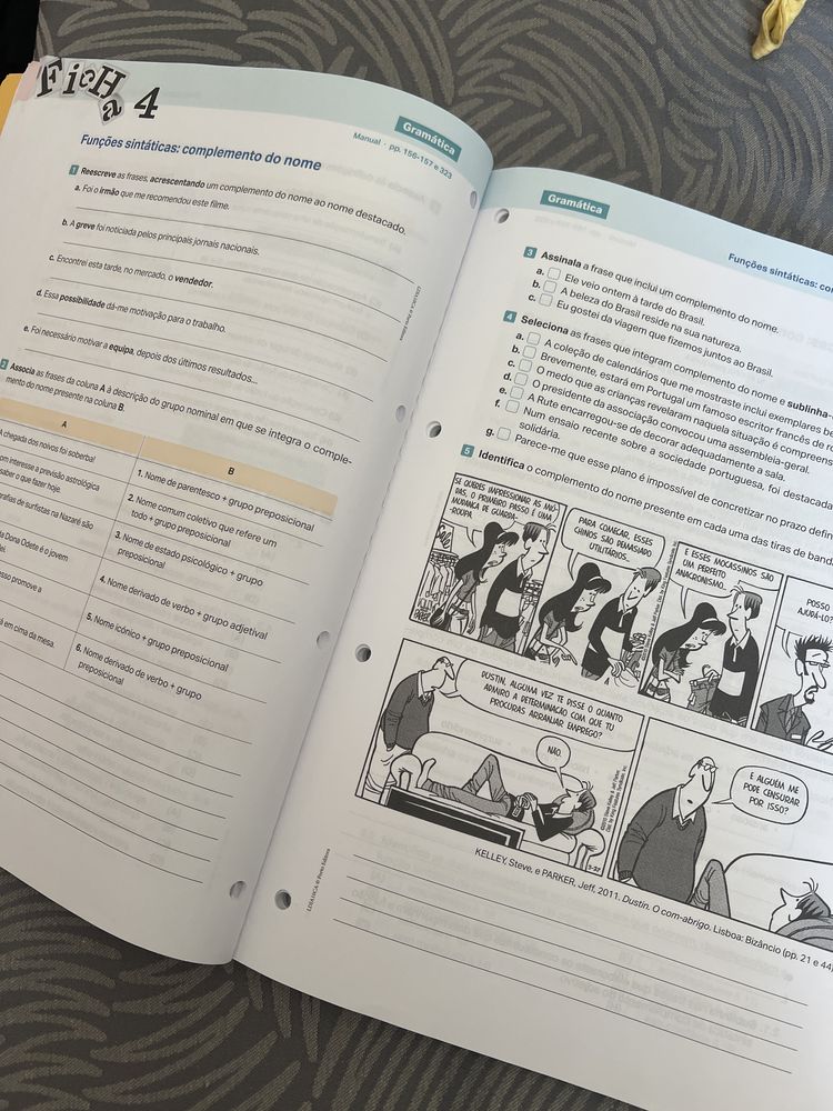 Caderno de fichas da disciplina de Português 10ano