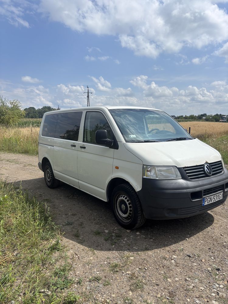 Sprzedam vw t5 transporter 8 osob