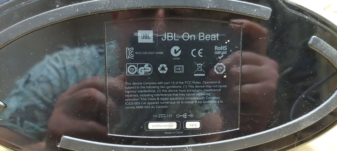 Głośnik JBL on Beat iPhone stacja dokująca