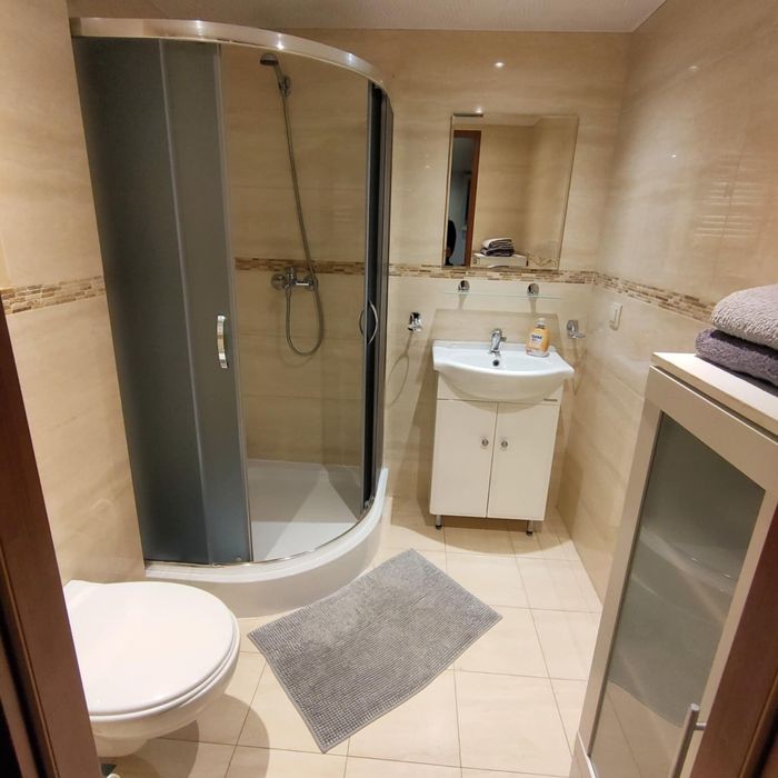 Mieszkanie typu penthouse w ścisłym centrum dla 7 lub 8 osób.
