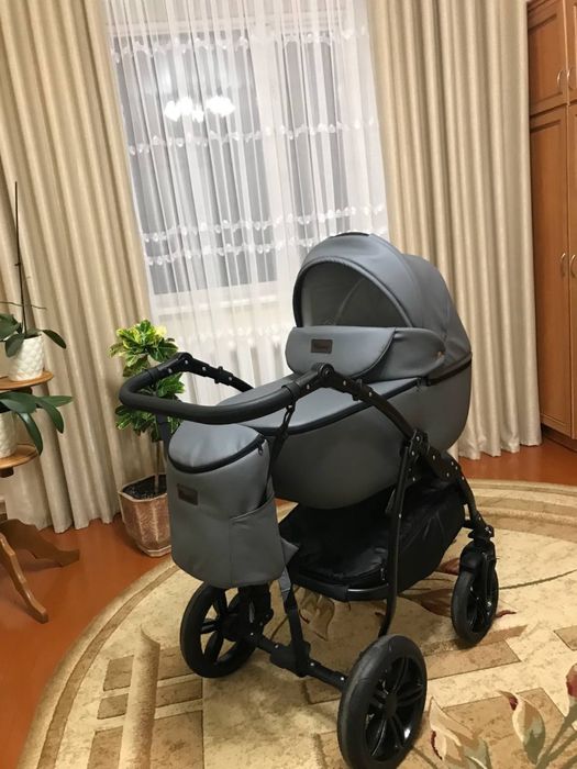 Дитяча коляска Classik Viktoria Gold 2в1