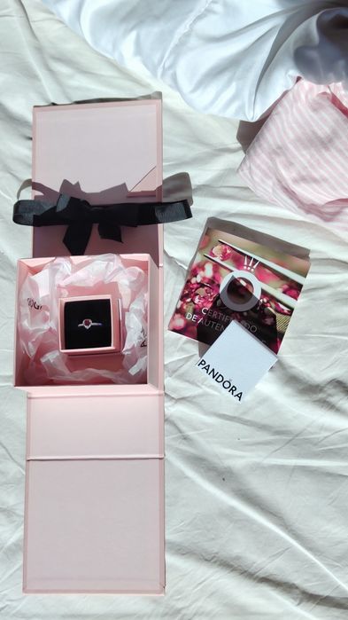 PANDORA 'Elevated Red Heart Ring'