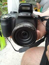 FujiFilm FinePix SL260 фотокамера