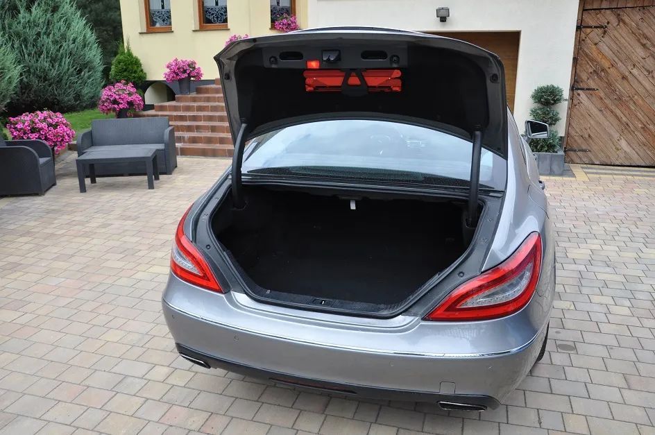 Mercedes-Benz CLS * 3,2 CDI * 2 lata w kraju *