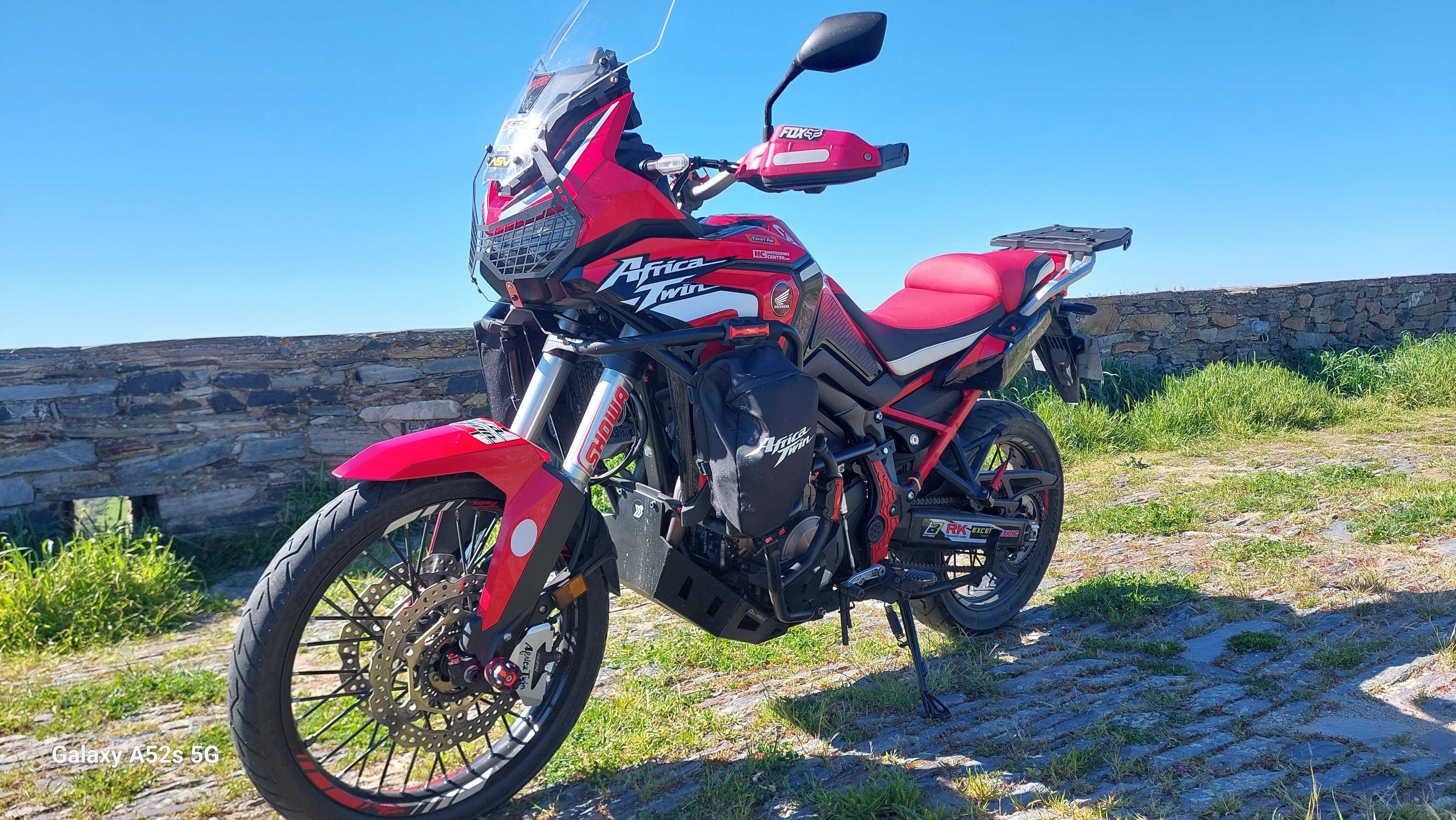 Africa Twin 1100 (irrepreensível)