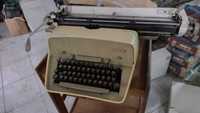 Máquina de Escrever MESSA com carreto para folhas A3